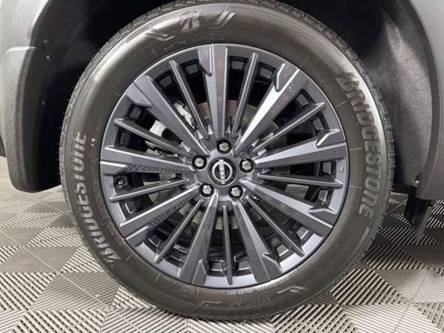New 2026 Nissan Pathfinder SL w/ SL Premium Package AWD/4WD image 16