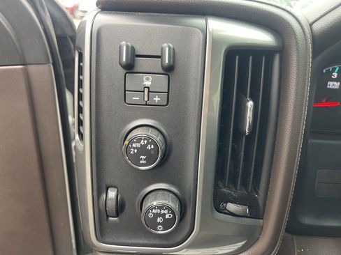 Used 2015 Chevrolet Silverado 1500 LTZ image 28