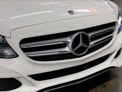 Used 2018 Mercedes-Benz C 300 Sedan image 31