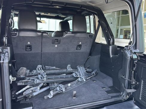 Used 2020 Jeep Wrangler Unlimited Sport image 27