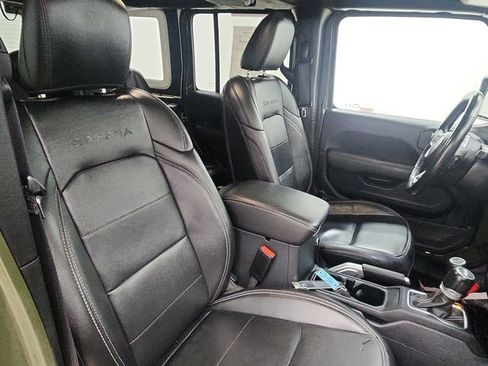 Used 2022 Jeep Wrangler Unlimited Sahara w/ LED Lighting Group image 26