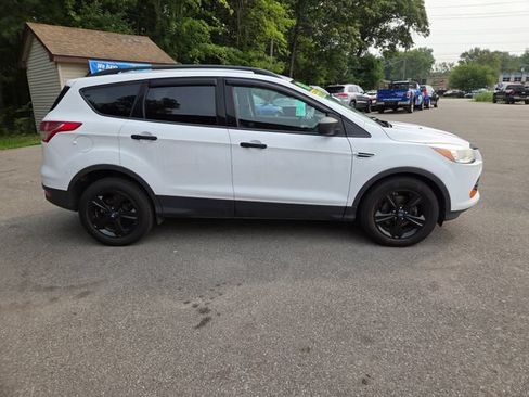 Used 2014 Ford Escape S w/ Equipment Group 101B FWD image 7