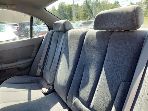 Used 2006 Hyundai Elantra GLS image 25