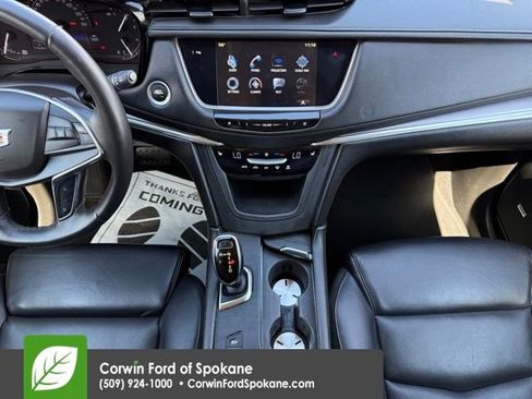 Used 2017 Cadillac XT5 Luxury AWD/4WD image 29