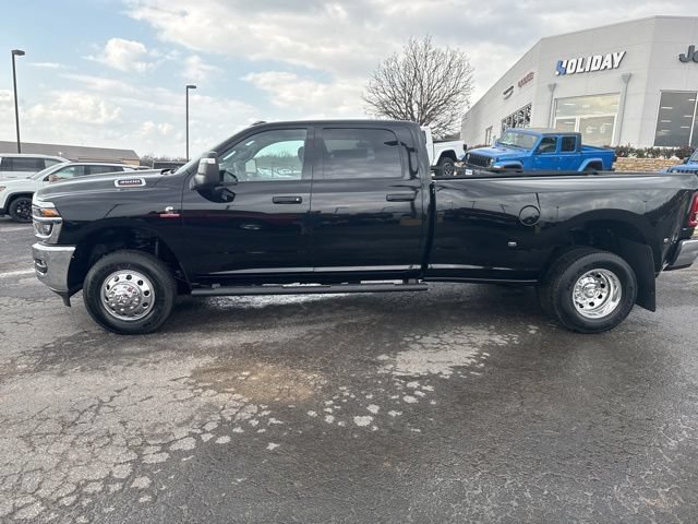 New 2026 RAM 3500 Tradesman AWD/4WD image 2