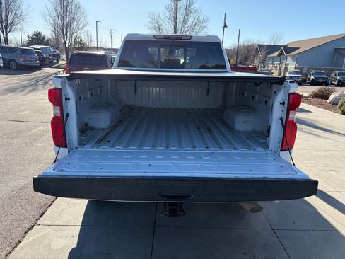 Used 2021 Chevrolet Silverado 2500 LTZ image 30