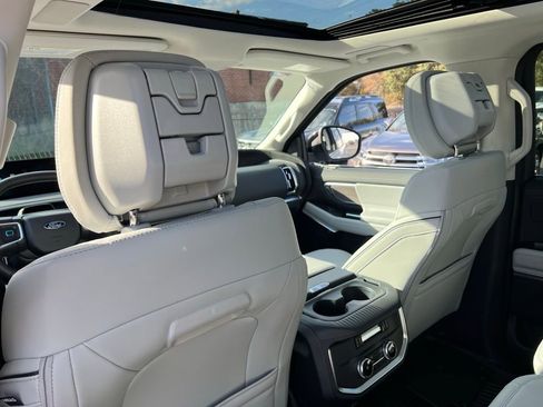 New 2026 Ford Expedition Platinum w/ Platinum Ultimate Package image 23