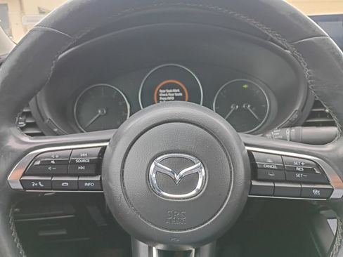 Used 2024 MAZDA MAZDA3 s FWD image 11