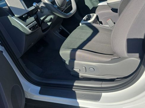 Used 2024 Hyundai Ioniq 5 SEL image 16