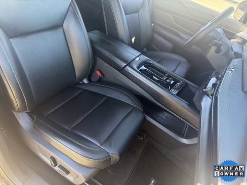 Certified 2025 Nissan Murano SV image 11