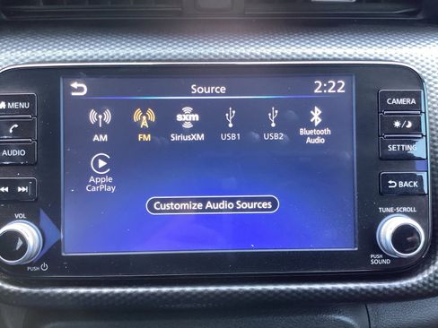 Used 2022 Nissan Kicks SV image 5