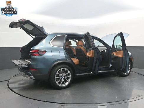 Used 2024 BMW X5 xDrive50e w/ Premium Package AWD/4WD image 50