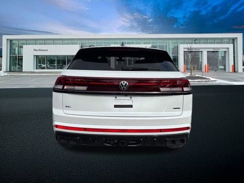 New 2026 Volkswagen Atlas Cross Sport SEL R-Line AWD/4WD image 5