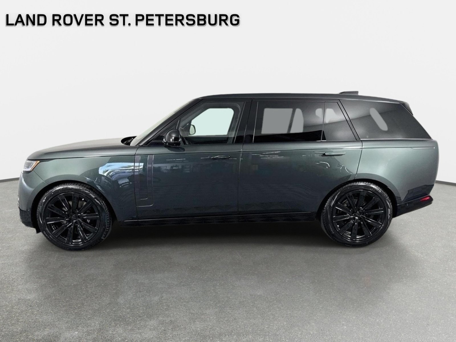 New 2026 Land Rover Range Rover Long Wheelbase SE AWD/4WD image 8