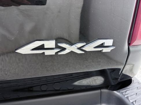 Used 2023 RAM 1500 Laramie AWD/4WD image 13