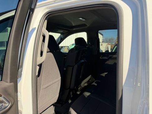 Used 2024 GMC Sierra 1500 Elevation image 9