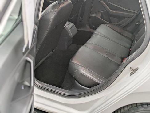 Used 2019 Volkswagen Jetta SE FWD image 29