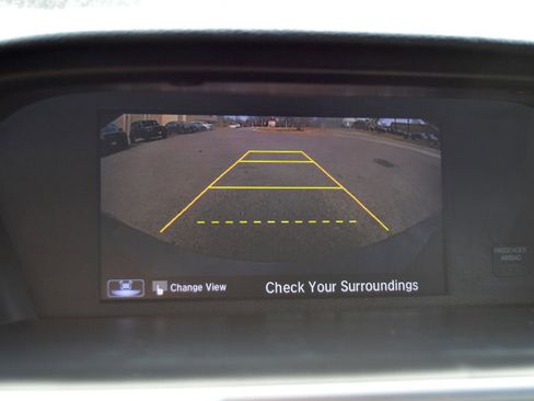 Used 2017 Honda Accord Touring image 11