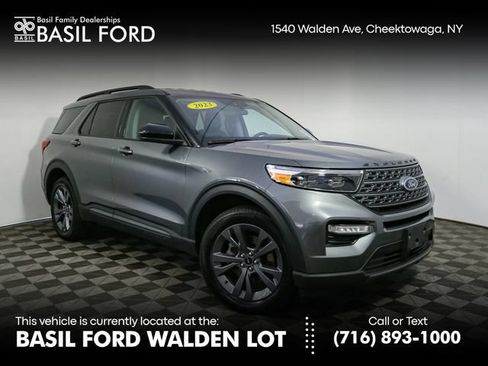 Used 2023 Ford Explorer XLT w/ Equipment Group 202A AWD/4WD image 1