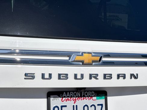 Used 2023 Chevrolet Suburban LS RWD image 36