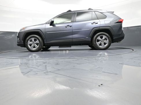 Certified 2023 Toyota RAV4 XLE w/ Convenience Package AWD/4WD image 33