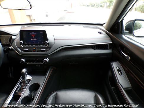 Used 2021 Nissan Altima 2.5 SR FWD image 33