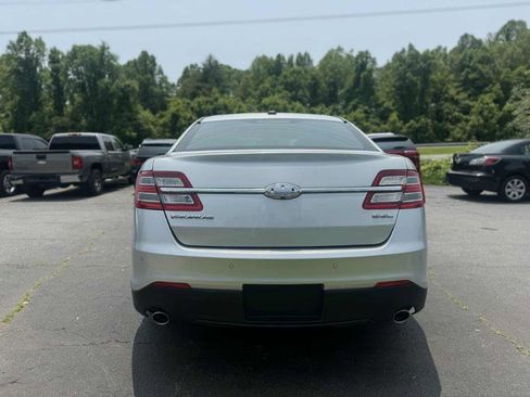 Used 2016 Ford Taurus SEL image 6