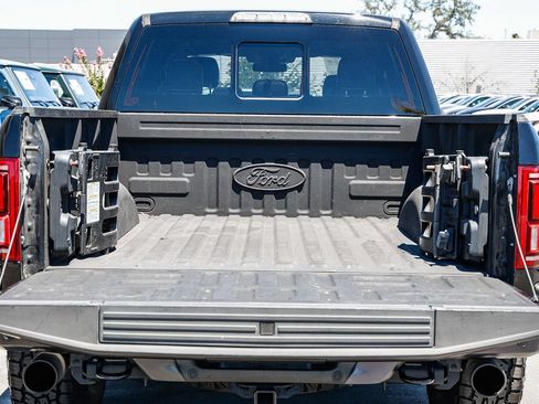 Used 2018 Ford F150 Raptor w/ Equipment Group 802A Luxury AWD/4WD image 23