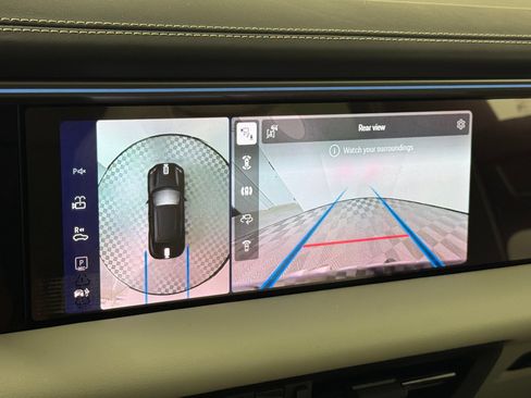 Certified 2026 Porsche Macan Electric RWD image 21