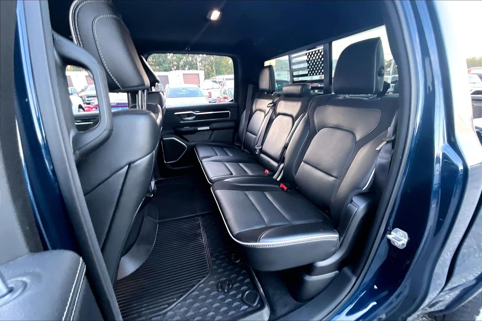 Used 2022 RAM 1500 Laramie w/ Sport Appearance Package AWD/4WD image 23