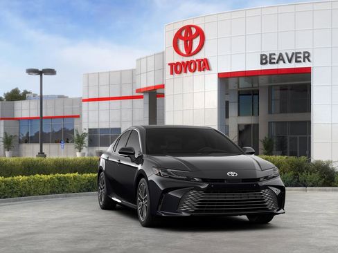 Used 2026 Toyota Camry XLE AWD/4WD image 38