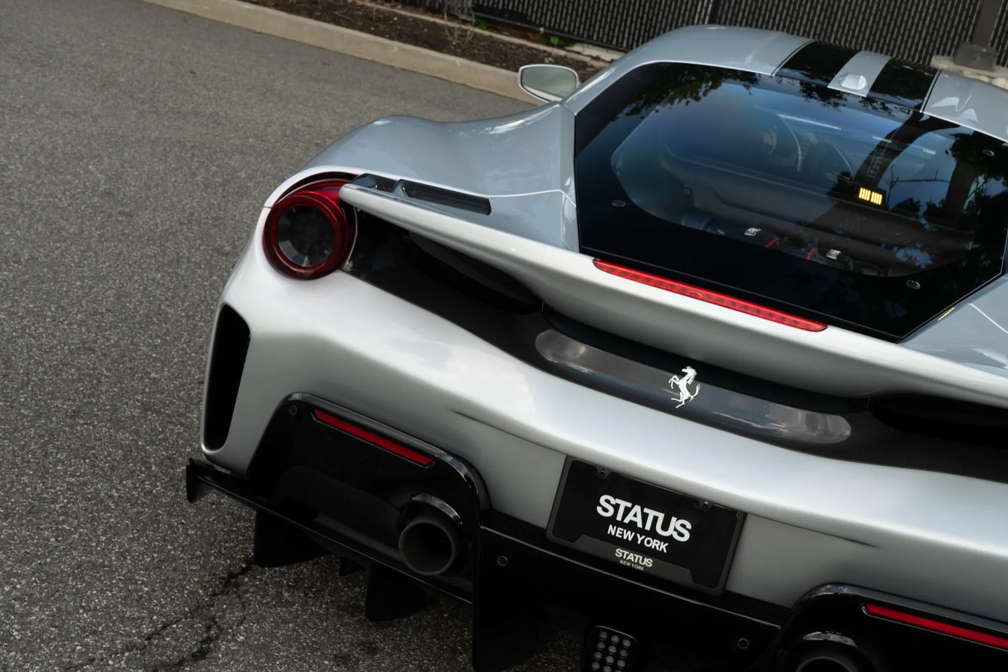 Used 2019 Ferrari 488 Pista Coupe RWD image 12