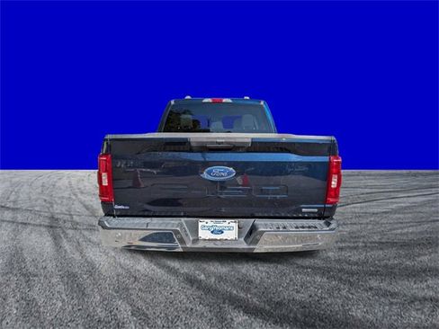Certified 2022 Ford F150 XLT image 5