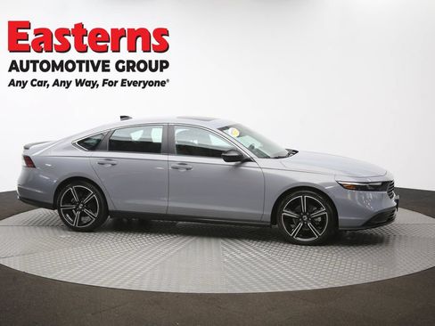 Used 2025 Honda Accord Sport image 47