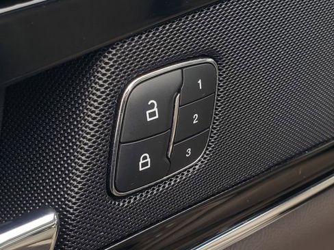 Certified 2022 Lincoln Nautilus Reserve image 11