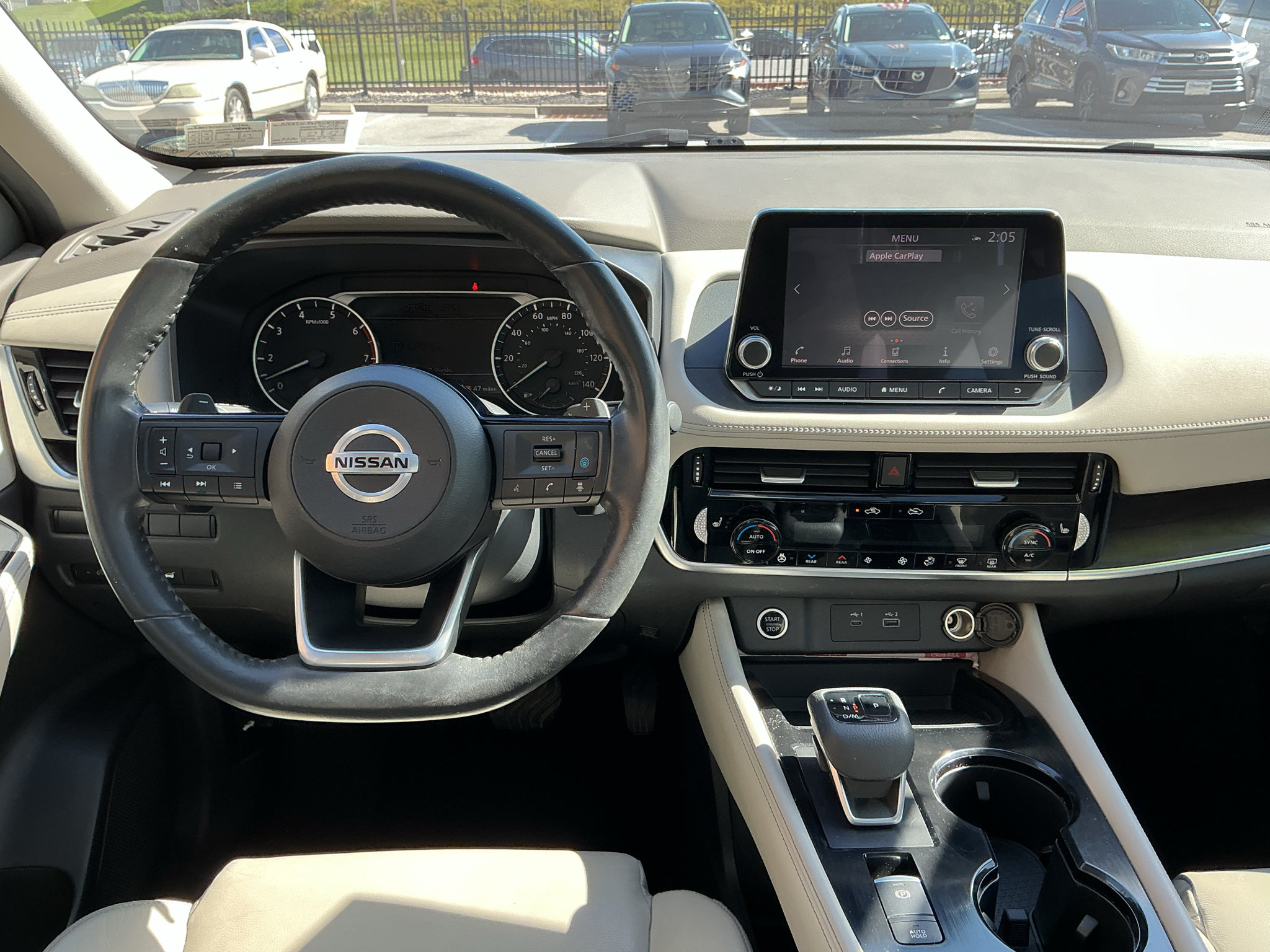 Used 2021 Nissan Rogue SL AWD/4WD image 15