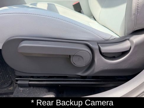 Used 2026 Hyundai Kona SE AWD/4WD image 16