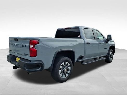 Used 2024 Chevrolet Silverado 2500 Custom w/ Custom Value Package AWD/4WD image 11