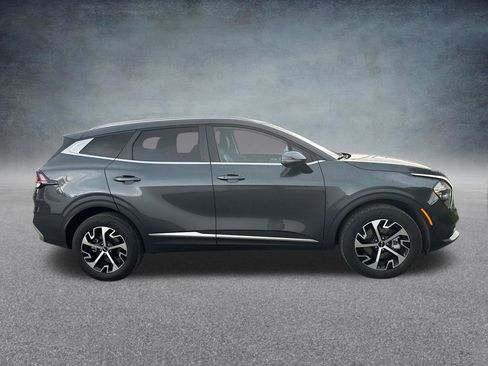 Used 2023 Kia Sportage EX AWD/4WD image 6
