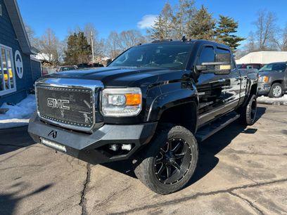 Used 2016 GMC Sierra 2500 Denali w/ Duramax Plus Package