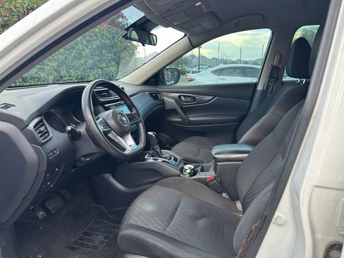 Used 2020 Nissan Rogue S FWD image 7