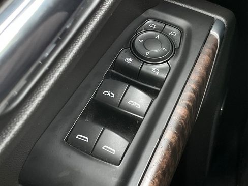 Used 2019 GMC Sierra 1500 Denali w/ Denali Ultimate Package AWD/4WD image 11