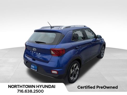 Certified 2023 Hyundai Venue Limited w/ Cargo Package image 15