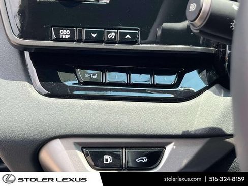 Used 2025 Lexus RX 350 Premium w/ Accessory Package AWD/4WD image 26