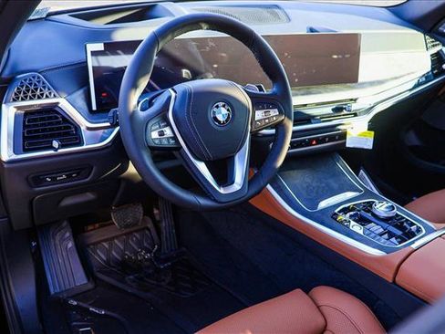 New 2026 BMW X5 xDrive50e image 10