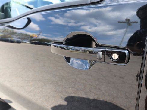 New 2026 Nissan Frontier SV w/ SV Convenience Package image 4