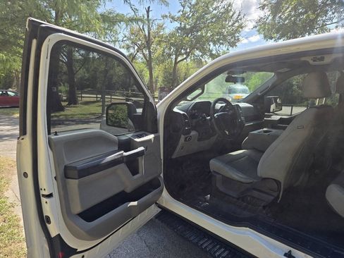Used 2020 Ford F150 XL w/ Equipment Group 101A Mid RWD image 8