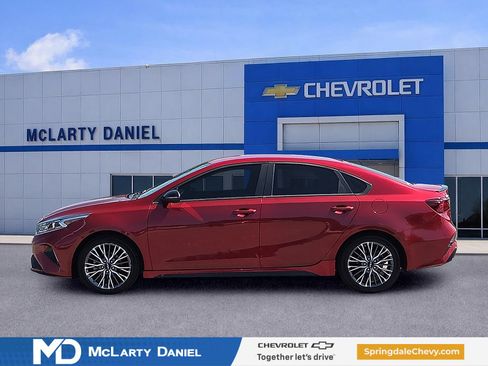 Used 2024 Kia Forte GT-Line FWD image 3