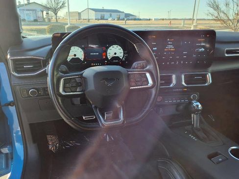 Used 2024 Ford Mustang Premium image 10