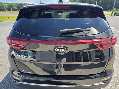 Used 2022 Kia Sportage LX w/ LX AWD Value Edition Package image 6